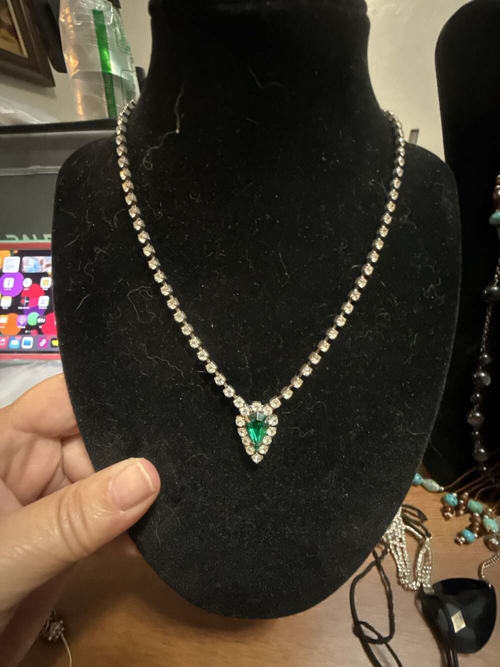 Vintage Emerald Rhinestone Necklace with Teardrop Pendant and Chain Link Clasp